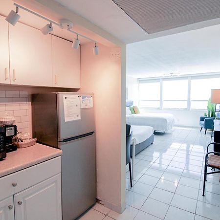 Castle 1733 Ocean View Studio With Direct Beach Access, Pool, Tennis & Free Parking 마이애미 비치 외부 사진