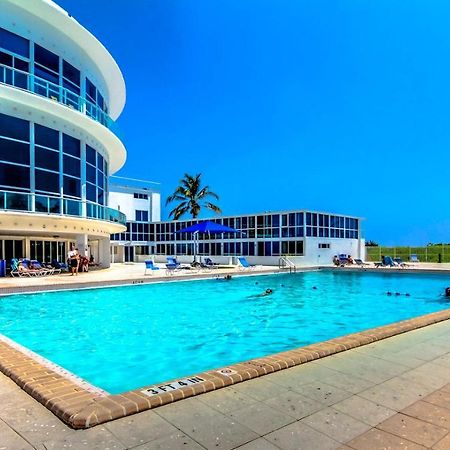 Castle 1733 Ocean View Studio With Direct Beach Access, Pool, Tennis & Free Parking 마이애미 비치 외부 사진