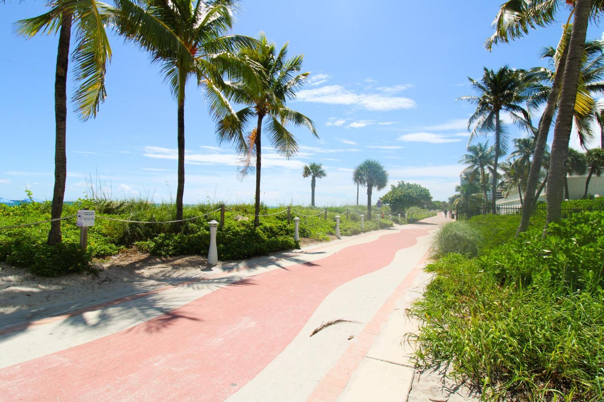 Castle 1733 Ocean View Studio With Direct Beach Access, Pool, Tennis & Free Parking 마이애미 비치 외부 사진
