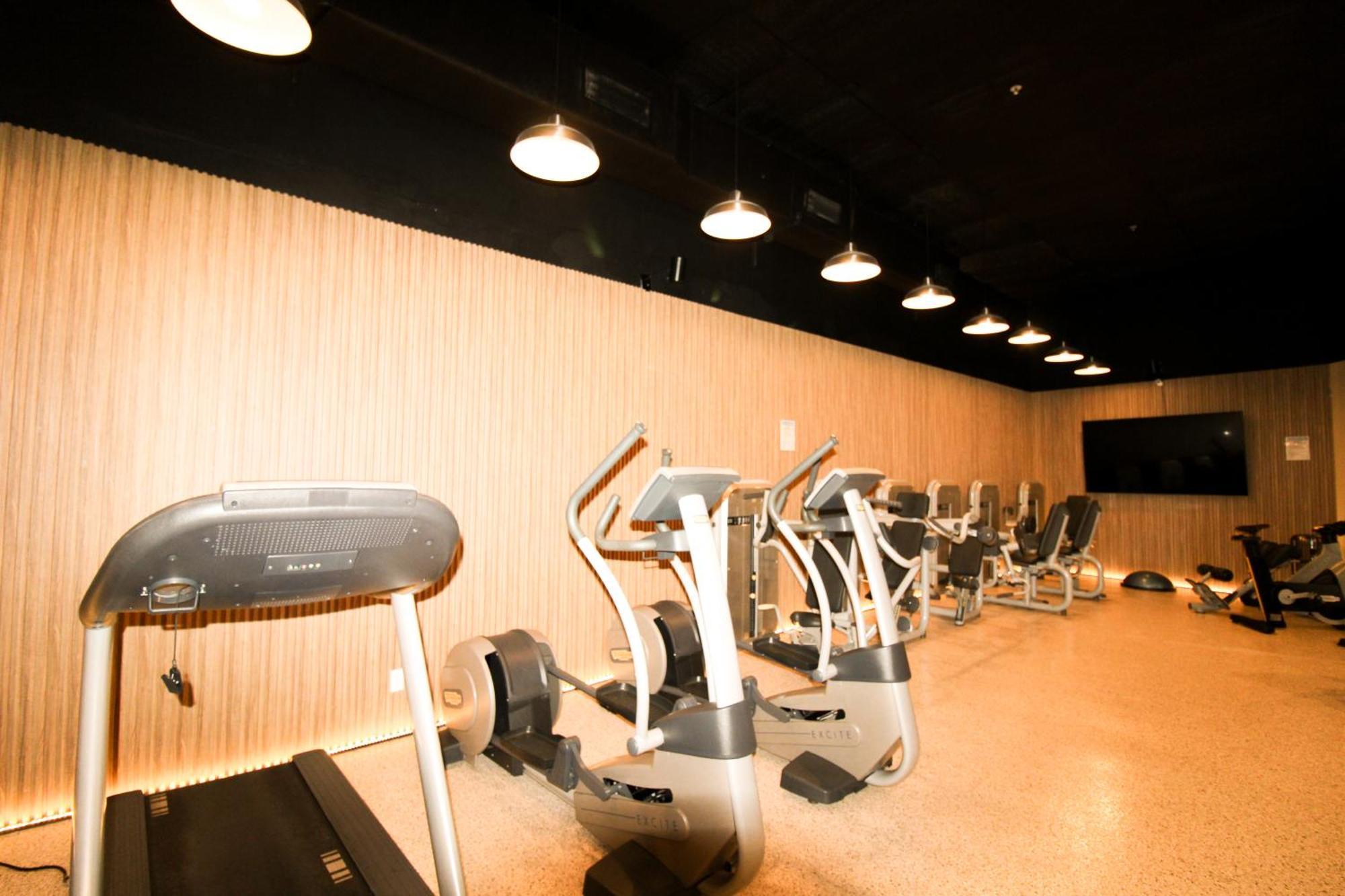 Castle 1733 Ocean View Studio With Direct Beach Access, Pool, Tennis & Free Parking 마이애미 비치 외부 사진