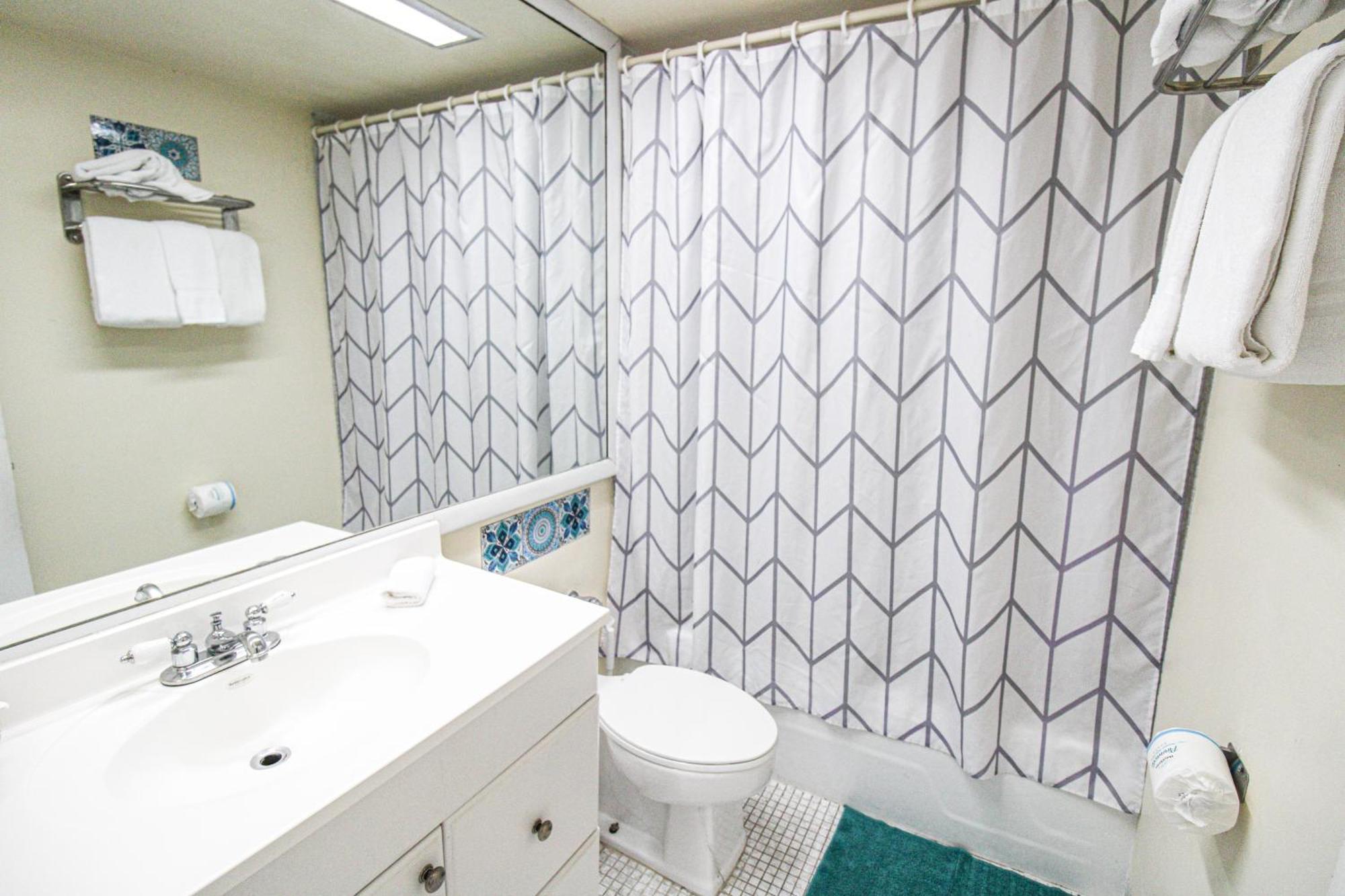 Castle 1733 Ocean View Studio With Direct Beach Access, Pool, Tennis & Free Parking 마이애미 비치 외부 사진