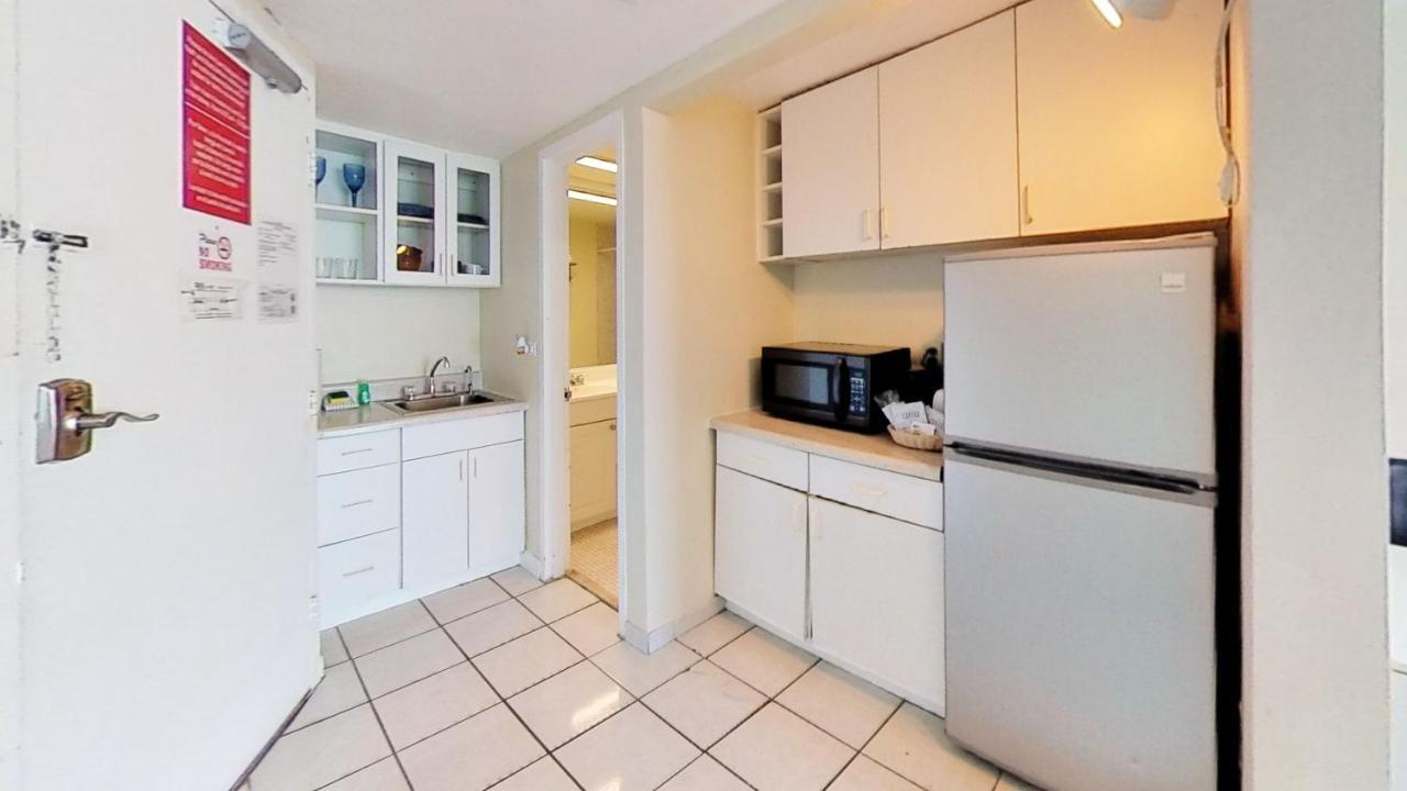 Castle 1733 Ocean View Studio With Direct Beach Access, Pool, Tennis & Free Parking 마이애미 비치 외부 사진
